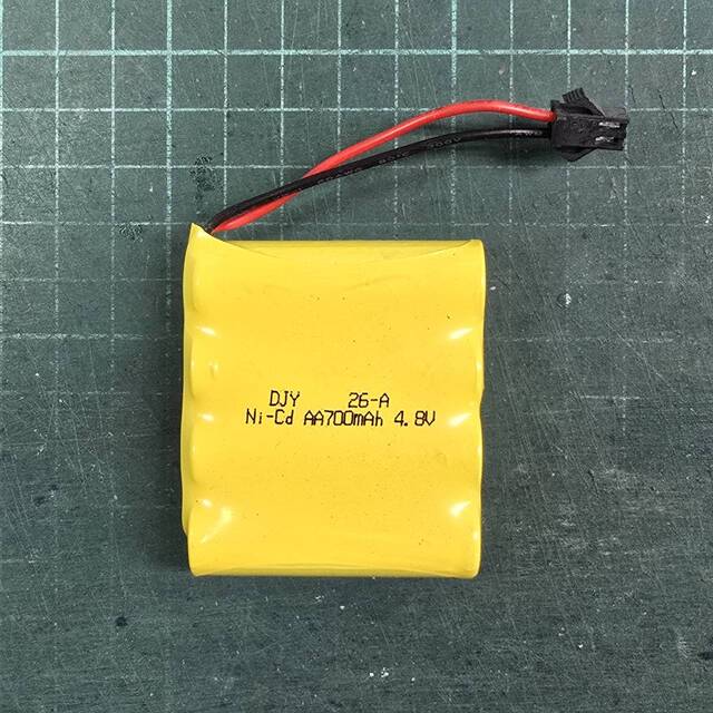 4.8V 700MAH SM2P 黑頭電池